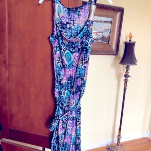 Essentials by Milano beautiful dress